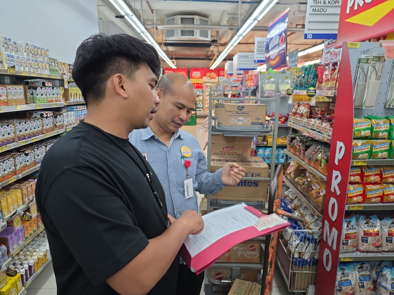 DINAS PPKUKM BERSAMA POLDA METRO JAYA TEGAKKAN HARGA ECERAN TERTINGGI (HET) BERAS DI JAKARTA